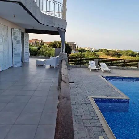 Kalifi Pool Apartment Paralimni