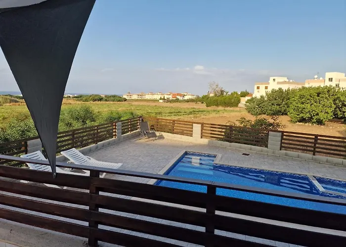 Appartamento Kalifi Pool Paralimni